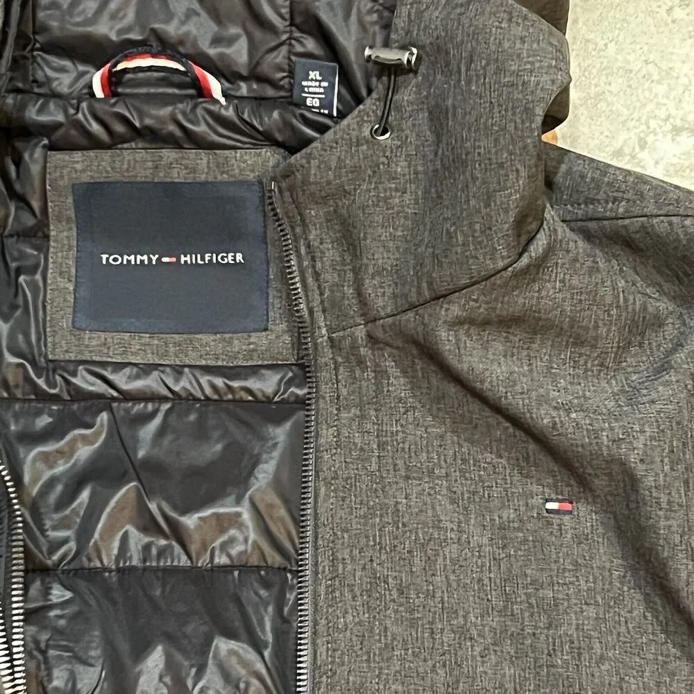 Tommy Hilfiger Mens XL Softshell Hooded Jacket Charcoal Gray Quilted Lining